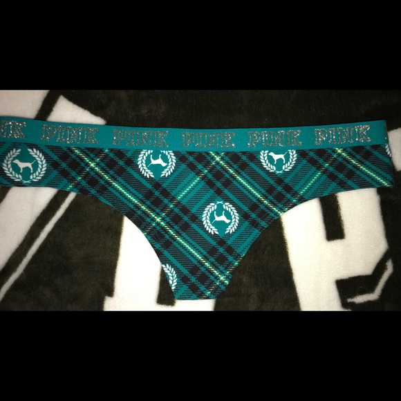 💗NWT VS PINK BANDED THONG💗 - Picture 1 of 5